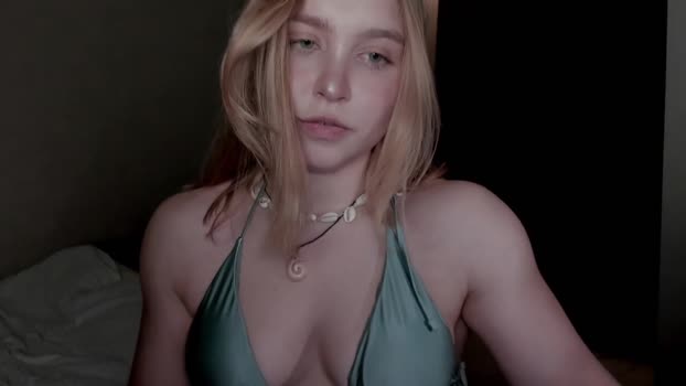 vanillalivitski Female Chaturbate 25-09-2025