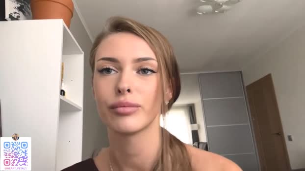 heart_petal Female Chaturbate 27-09-2025