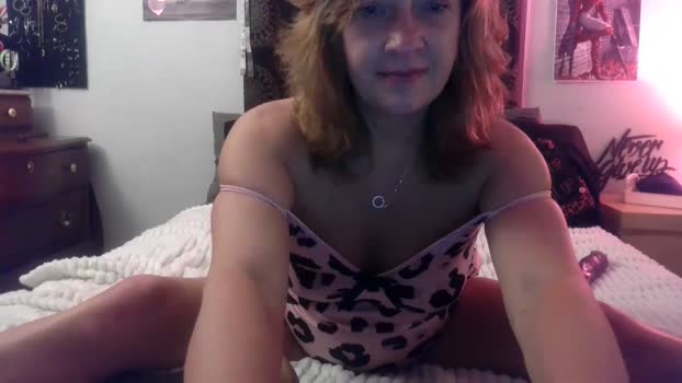 mswhitney618 Female Chaturbate 27-09-2025