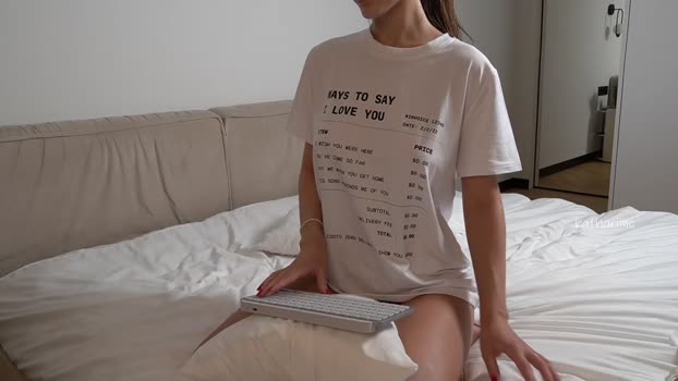 kathariine Female Chaturbate 28-09-2025