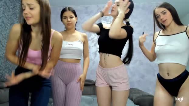 dirtygirls99 Female Chaturbate 29-09-2025