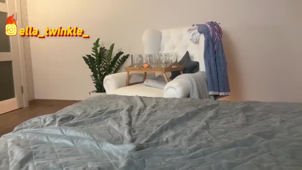 ella_twinkle Female Chaturbate 29-09-2025