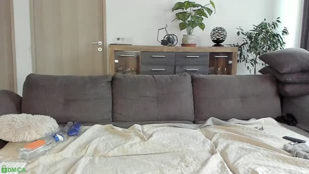 shantallmilf Couple Chaturbate 29-09-2025