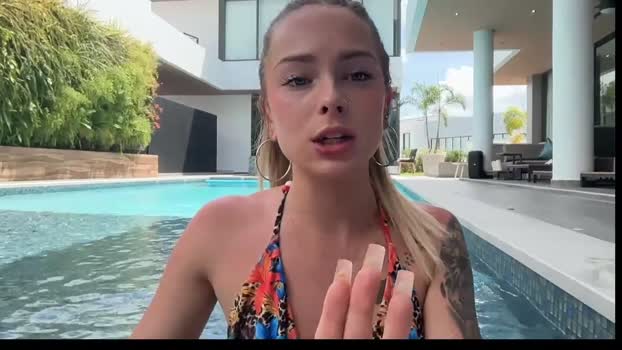 andreaelizabethxo Female Chaturbate 29-09-2025