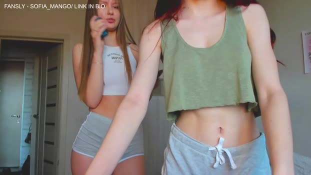 sofia_flowers Couple Chaturbate 04-10-2025