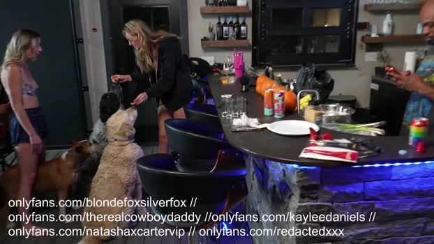 blondefoxsilverfox Couple Chaturbate 05-10-2025