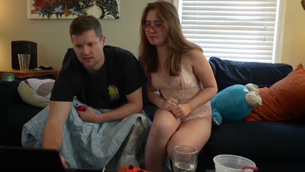 peachespunkins Couple Chaturbate 05-10-2025