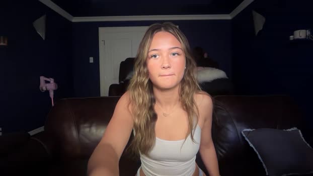 avaowenss Female Chaturbate 07-10-2025
