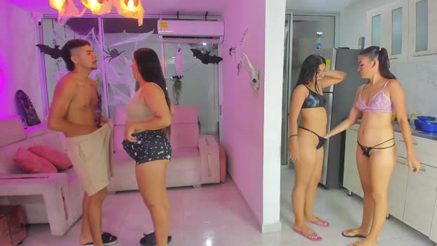secrethause71605 Couple Chaturbate 10-10-2025