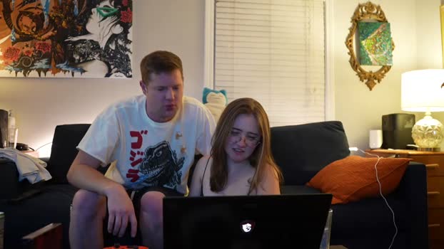 peachespunkins Couple Chaturbate 11-10-2025