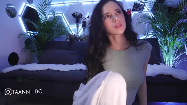 taanni_bc Female Chaturbate 12-10-2025