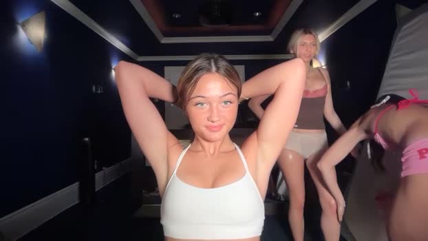 avaowenss Female Chaturbate 13-10-2025
