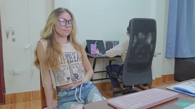 ellcrys Couple Chaturbate 14-10-2025