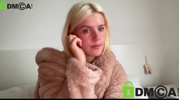 petiteminxlara Female Chaturbate 13-10-2025