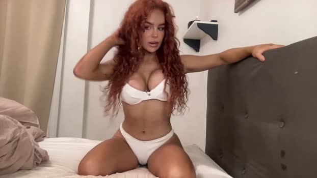 hiiashy Female Chaturbate 16-10-2025