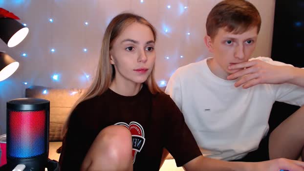julsweet Couple Chaturbate 17-10-2025