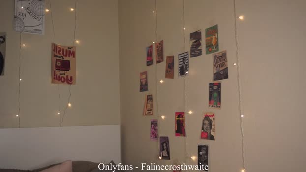 falinecrosthwaite Female Chaturbate 18-10-2025