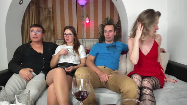 julyaandraul Couple Chaturbate 18-10-2025