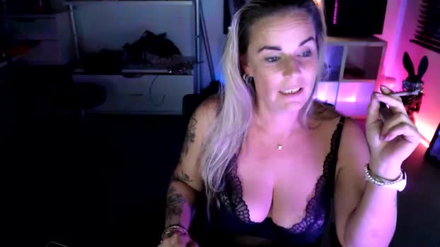 ashleyrosesweet Female Chaturbate 19-10-2025