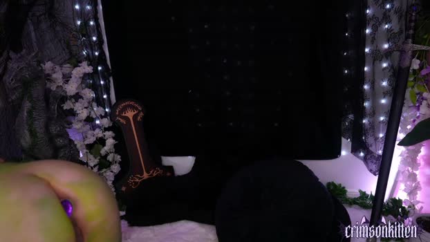 crimsonkitten Female Chaturbate 19-10-2025