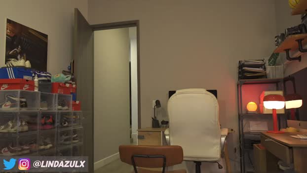lindabluee Female Chaturbate 20-10-2025