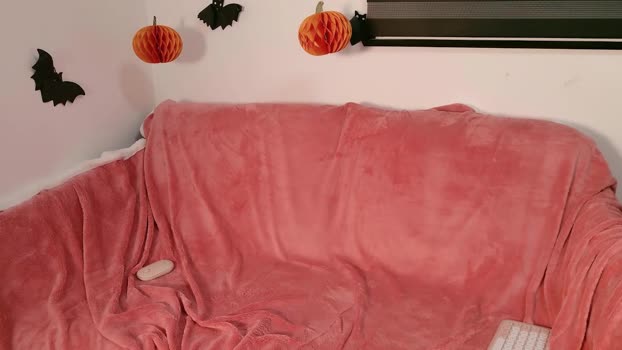 little_effy18_ Female Chaturbate 20-10-2025