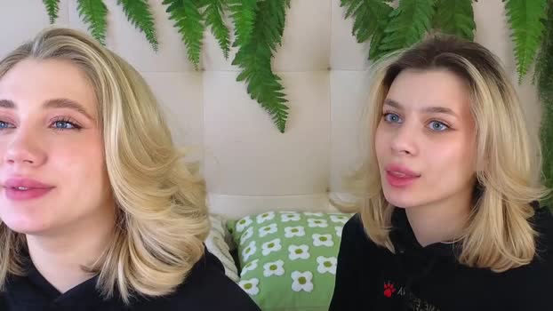 pinkadele Female Chaturbate 21-10-2025