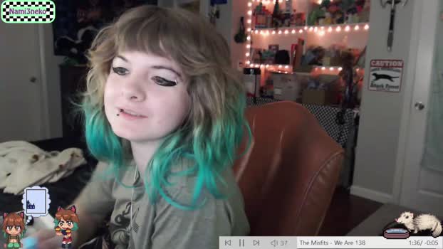 nami3neko Female Chaturbate 22-10-2025