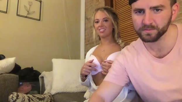 xoprincesspeachxo Couple Chaturbate 25-10-2025
