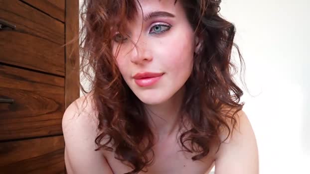 ellaa91 Female Chaturbate 26-10-2025