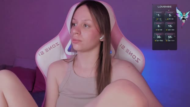 hellokittyyam Female Chaturbate 27-10-2025
