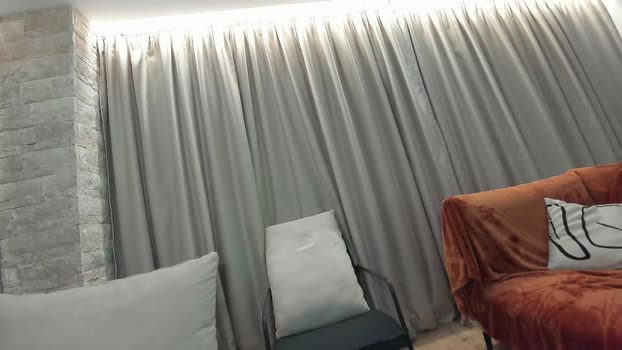 ehotlovea Female Chaturbate 02-11-2025