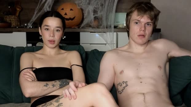 holdonbitch Couple Chaturbate 02-11-2025