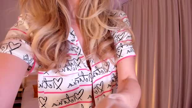 love_melody Female Chaturbate 01-11-2025