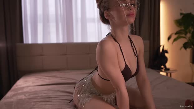 alissa_wxw Female Chaturbate 05-11-2025