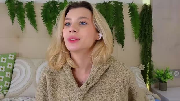 pinkadele Female Chaturbate 05-11-2025
