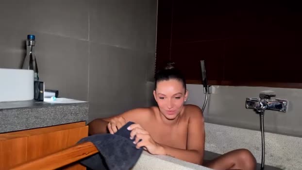 bonnieandclyde540767 Couple Chaturbate 05-11-2025