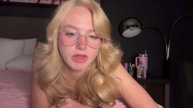 vixenvictoriaa Female Chaturbate 07-11-2025