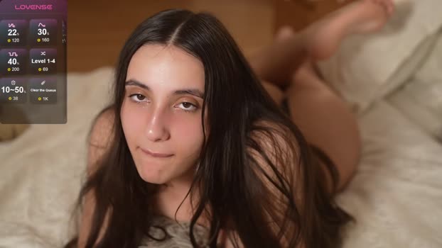 emma_layla Female Chaturbate 08-11-2025