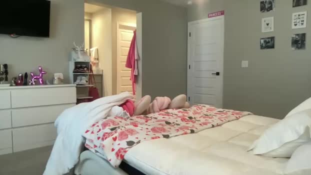 allymaeeee Female Chaturbate 11-11-2025