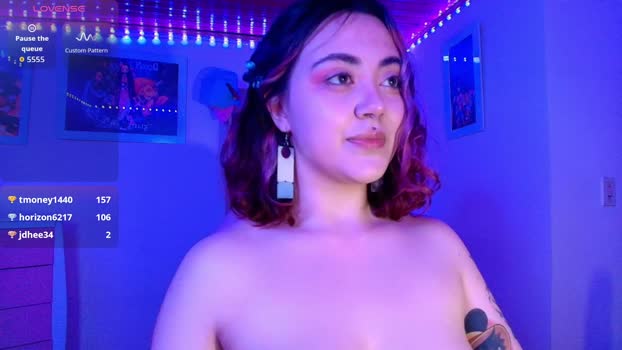 violeet_smile