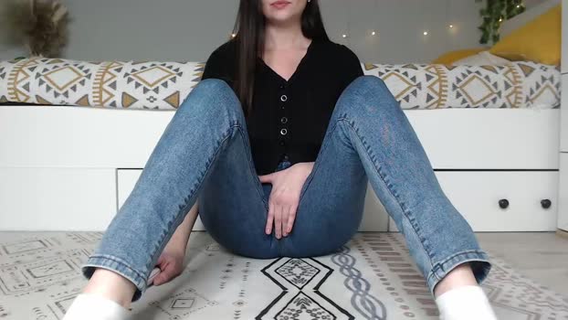 cuteemouse Female Chaturbate 16-11-2025