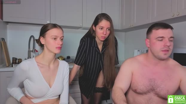 ihavepaws33 Couple Chaturbate 17-11-2025