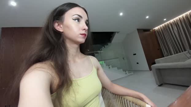 ehotlovea Female Chaturbate 18-11-2025