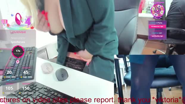 milf_viktoria Couple Chaturbate 19-11-2025