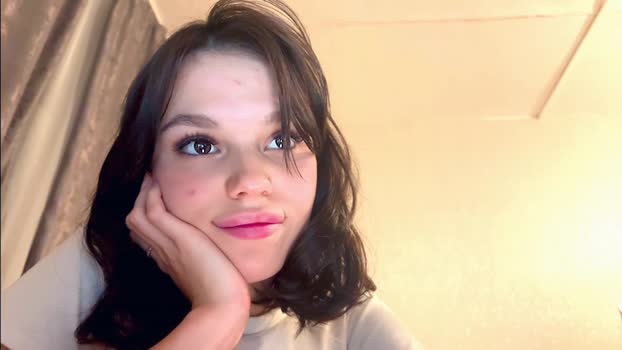 janethcensky Female Chaturbate 21-11-2025