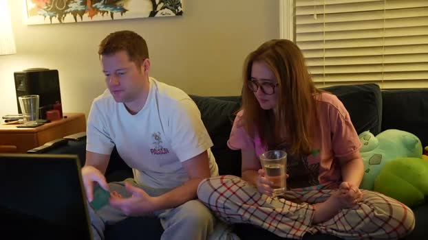 peachespunkins Couple Chaturbate 22-11-2025