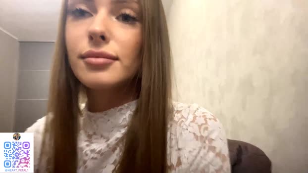 heart_petal Female Chaturbate 23-11-2025