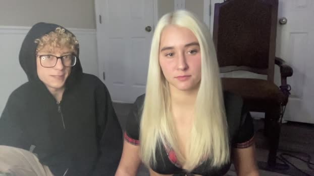irispink1 Couple Chaturbate 26-11-2025
