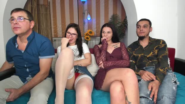 julyaandraul Couple Chaturbate 02-12-2025